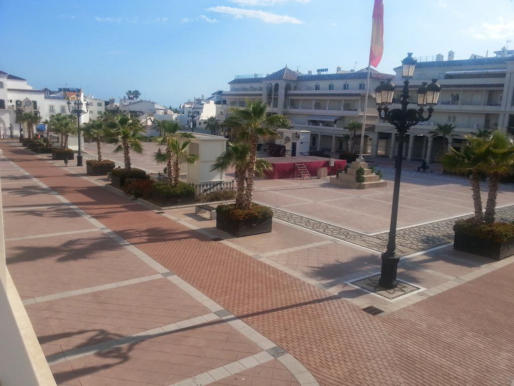 Apartamento Plaza Espana Nerja Extérieur photo